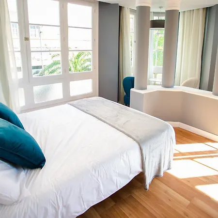 Miami Suites Las Canteras Beach Apartment